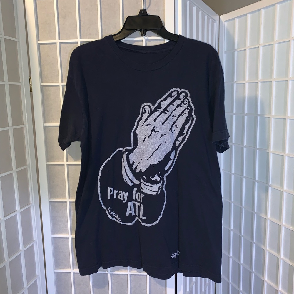 R. Land Pray for Atlanta t-shirt